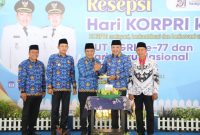 Bupati Sampang, H. Slamet Junaidi bersama Wakil Bupati,  H. Abdullah Dorong Kinerja ASN Semakin Inovatif.
