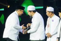Menag RI, Yaqut Cholil Qoumas menghadiri Anugerah Satu Abad Nahdlatul Ulama.
