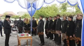 Sembilan pimpinan tinggi pratama di lingkungan Pemerintah Kabupaten Pamekasan, Madura dilantik oleh Baddrut Tamam, Bupati Pamekasan.