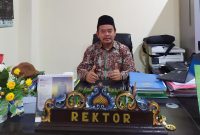 Rektor IAIN Madura Saat di wawancarai di kantor rektorat Foto: Fahrur Rozi 