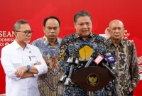 Pemerintah tetap berkomitmen untuk melindungi kepentingan pelaku usaha lokal.