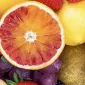 Mengonsumsi buah-buahan yang rendah gula dapat menjadi pilihan yang baik untuk menjaga kadar gula darah tetap stabil.