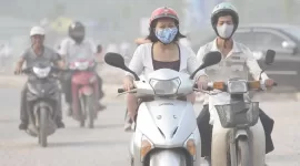 Anda dapat melindungi diri Anda sendiri dari dampak buruk kualitas udara yang tidak sehat di DKI Jakarta.