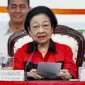 Megawati Soekarnoputri telah mengumumkan Mahfud MD sebagai bakal calon wakil presiden yang akan mendampingi Ganjar Pranowo dalam Pilpres 2024.