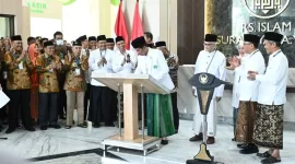 Presiden Joko Widodo meresmikan Tower RS Islam Surabaya A. Yani, menandai babak baru dalam layanan kesehatan dan pendidikan di peringatan seratus tahun Nahdlatul Ulama. 