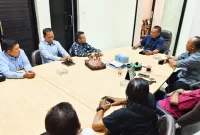 OJK Regional 4 Jawa Timur dan PWI Jatim Bahas Kemajuan di Sektor Jasa Keuangan.