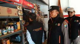 Satpol PP Kabupaten Pamekasan, Jawa Timur, telah melakukan razia terhadap peredaran rokok ilegal di wilayahnya, namun razia tersebut masih belum mampu memberantas peredaran rokok ilegal secara keseluruhan.
