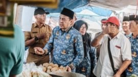 Dengan digelarnya operasi pasar tersebut, diharapkan masyarakat dapat memenuhi kebutuhan sembakonya dengan harga yang terjangkau.