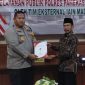 Tim survei IAIN Madura Serahkan Hasil Survei Kepuasan Masyarakat untuk Polres Pamekasan Menuju WBBM.