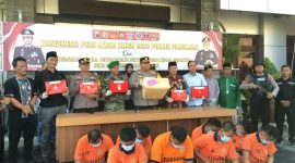 Saat Penyitaan Bukti dalam konferensi pers Akhir Tahun 2023 Polres Pamekasan