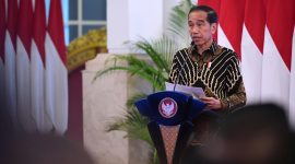 Jokowi juga meminta BPKH untuk transparan dan akuntabel dalam mengelola dana umat.