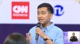 Gibran saat menyampaikan visi misi di debat cawapres KPU.