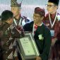 Pemerintah Kabupaten Pamekasan meraih penghargaan nasional sebagai Kota Sehat, menjadi inspirasi bagi daerah lain dalam meningkatkan kualitas hidup masyarakat.