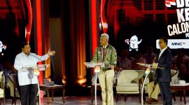 Saat Tiga Calon Presiden Memberikan Gagasan dalam Debat Capres Ketiga. Dok. KPURI