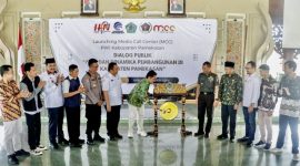 PWI Pamekasan saat lounching MCC guna meminimalisir pelanggaran atas nama wartawan.