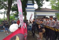 Aliansi Masyarakat dan Pemuda Sampang telah menggelar aksi demonstrasi untuk menuntut transparansi, netralitas, dan keadilan dalam kepemimpinan Pj Bupati Sampang.