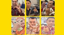 Hasil tangkapan layar menampilkan sejumlah PPS di Jember lakukan pose jari 1, 2, dan 3.