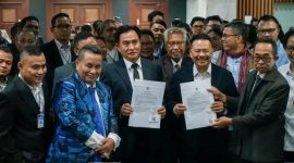 Tim Pembela Prabowo-Gibran menyampaikan permohonan sebagai Pihak Terkait pada Senin (25/3/2024) di Gedung 1 MK, Jakarta. foto: instagram Yusril
