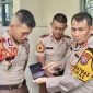 Kombes Dirmanto juga menjelaskan bahwa ketiganya dijerat dengan Undang-Undang Nomor 11 Tahun 2008 tentang Informasi dan Transaksi Elektronik (ITE).