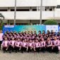 Foto bersama pelatih PSM Gitasurya Universitas Muhammadiyah Malang saat kompetisi di Surabaya. (doc/Kinanti)