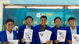 Tim Riset PC. PMII Pamekasan menunjukan hasil riset.