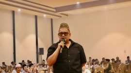 H. Her. dalam acara Diskusi Bawang Mas Grup menjelang Pilkada di Pamekasan.