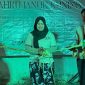 Novi Kamalia, ketua Sivitas Kotheka resmi membuka Festival Sastra-Sains.