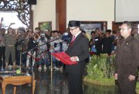 Masrukin meminta agar roda pemerintahan desa tetap berjalan dengan baik, balai desa tetap beroperasi, dan pelayanan masyarakat berbasis digital terus dikembangkan.
