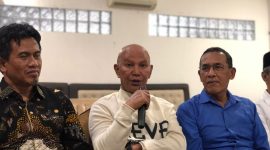 Said Abdullah bertemu dengan Ketua Partai Persatuan Pembangunan (PPP) Pamekasan, Wazirul Jihad, serta Sekretaris Partai Amanat Nasional (PAN) Pamekasan, Heru Budi Prayitno. (Dok. Tim Reporter SuaraNet.id)