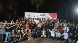 foto bersama giat Piramida yang dikemas dengan Gathering Pers Mitra Polres Pamekasan.
