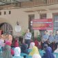 Kalapas Pamekasan, Seno Utomo saat memberikan sambutan 
di hadapan masyarakat dhuafa dan anak yatim.