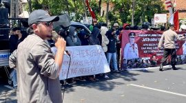 Jaka Jatim mendesak KPK untuk segera memeriksa dugaan keterlibatan mantan Gubernur dan Wakil Gubernur Jawa Timur, Khofifah Indar Parawansa dan Emil Dardak, dalam penyimpangan dana hibah Pemprov Jatim yang mencapai Rp 10 triliun per tahun.