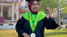 St. Maizah, S.Pd Wisudawan Terbaik Program Studi Manajemen Pendidikan Islam IAIN Madura (WISUDA 39)