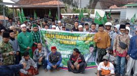 Ratusan pedagang sayur dari Starling mendukung Muhammad Baqir Aminatullah-Taufadi (Berbakti) dalam pertemuan di Pondok Pesantren Darut Tauhid, Pamekasan. Ra Baqir berterima kasih dan mengajak mereka untuk mengampanyekan Paslon Berbakti menjelang Pilkada 2024.