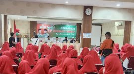 Deklarasi Berbakti Lover's terdiri dari kaum perempuan secara resmi mendukung pasangan calon Bupati dan Wakil Bupati Pamekasan, Muhammad Baqir Aminatullah dan Taufadi. 