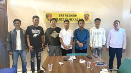 Foto Bersama: Dalam audiensinya, Dear Jatim menegaskan pentingnya transparansi dan akuntabilitas dalam penanganan kasus-kasus yang menjadi perhatian publik.