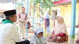 Kunjungan Kyai Mujahid Ansori ke PAUD/RA Insan Cendikia di Pamekasan menegaskan pentingnya pendidikan anak usia dini sebagai fondasi perkembangan sumber daya manusia.