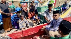 Calon Bupati Pamekasan, Ra Baqir serap aspirasi para nelayan.