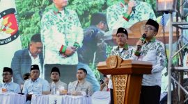 Pasangan calon Bupati dan Wakil Bupati nomor urut 3, Muhammad Baqir Aminatullah dan Taufadi (BERBAKTI) di acara kapanye damai yang diselenggarakan KPU Pamekasan.