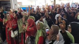 Pasukan emak-emak dukung Berbakti.