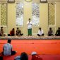 Acara buka puasa bersama ini diharapkan dapat memperkuat hubungan baik dan komunikasi yang efektif antara Pemerintah Kabupaten Pamekasan.