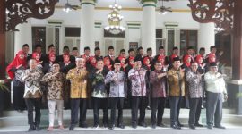 Pelantikan 32 kepala sekolah ini diharapkan dapat membawa angin segar dan semangat baru dalam pengelolaan pendidikan di Pamekasan, demi terwujudnya sekolah yang lebih maju dan berkualitas.