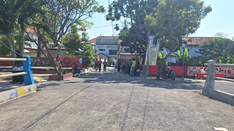 Proyek Jalan Bupati Pamekasan Senilai Rp165 Juta Berlokasi di Panempan. (foto/ist)