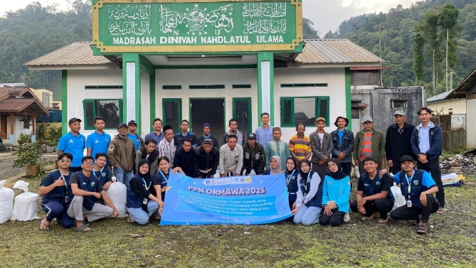 PPK Ormawa: Wadah Kreativitas Mahasiswa dan Motor Penggerak Kemandirian Desa.