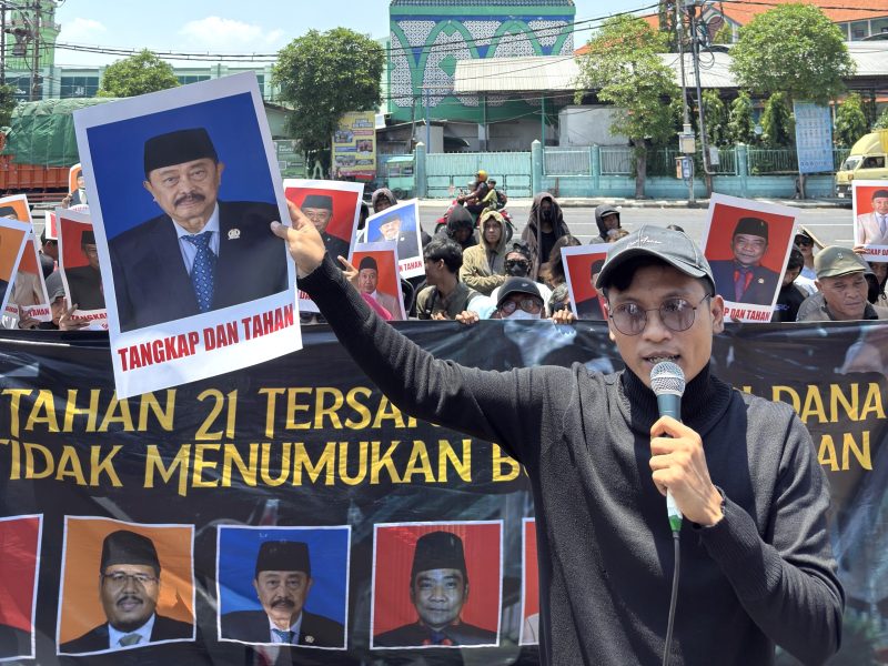 Jaka Jatim desak KPK transparansi dan mendorong KPK agar tidak “tebang pilih” dalam menindak korupsi — siapapun pelakunya.