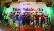 Keluarga besar HMPS Hukum Tata Negara UIN Madura dalam momen spesial Anniversary ke-4. 