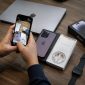 Fenomena flexing gadget mahal di media sosial semakin sering ditemui di era digital. Banyak orang menjadikan gadget premium sebagai simbol gaya hidup, status sosial, dan sarana mencari validasi dari lingkungan sekitar. foto/ist