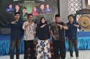 Momen foto bersama Ansari dan Dekanat beserta Gubernur BEM FIA UNIRA (foto: ist)